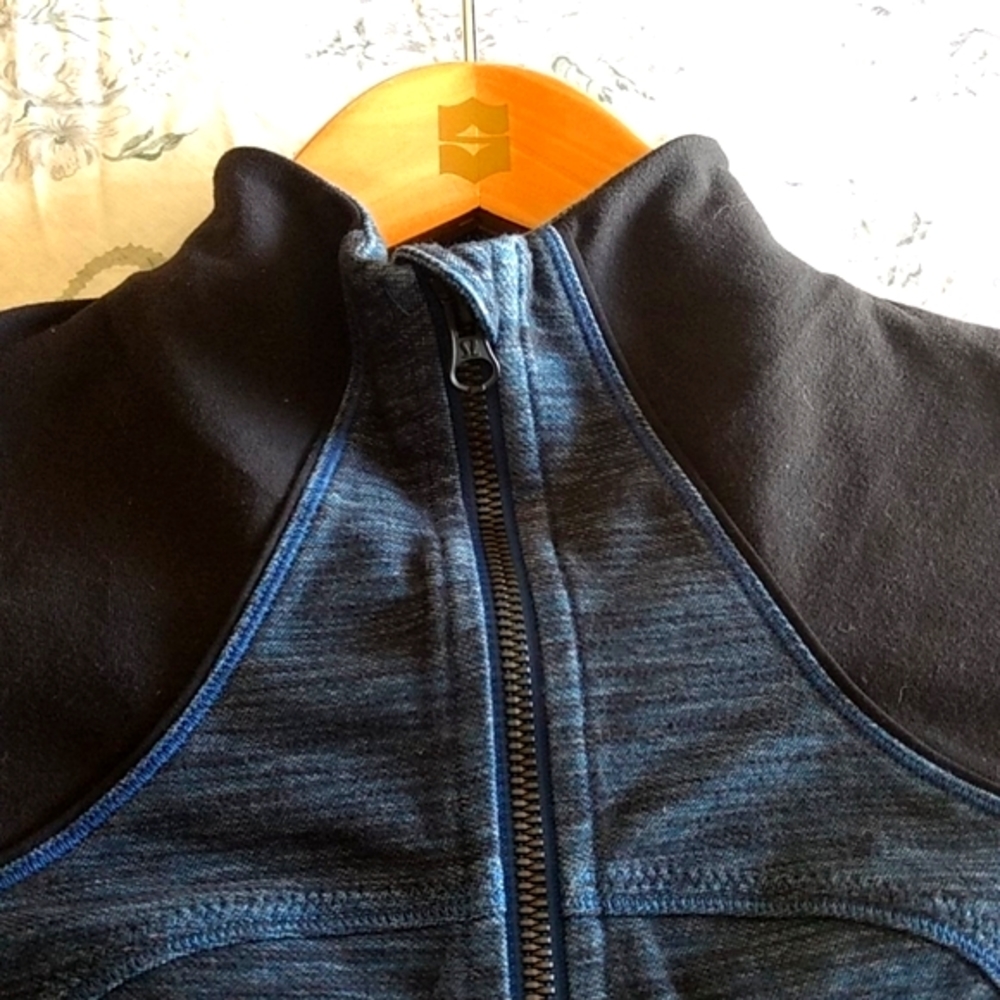 Lululemon Forme Jacket - image 7